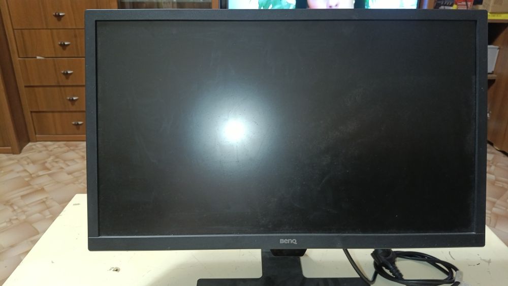 Манитор Benq  скорость отдачи 1мс