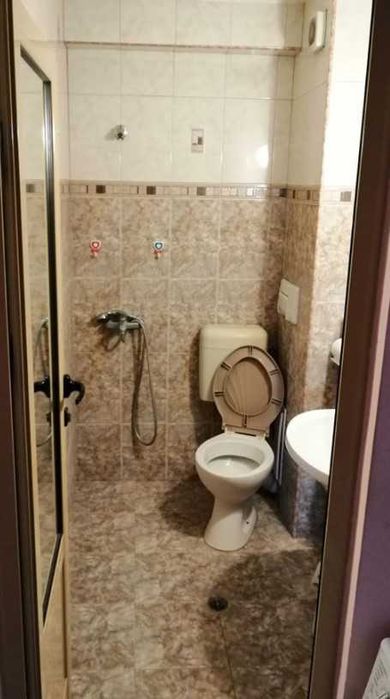 Дава се под наем Двустаен апартамент в Пловдив, Кършияка - 65 кв.м за 204 € - Снимка #2