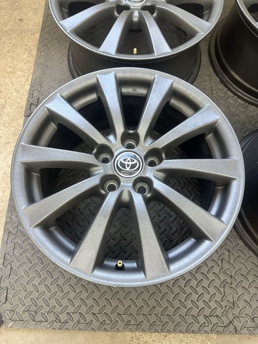 17-цола 5х114.3 - Toyota - Avensis-Auris-C-HR-Rav 4 - Prius-Verso и други