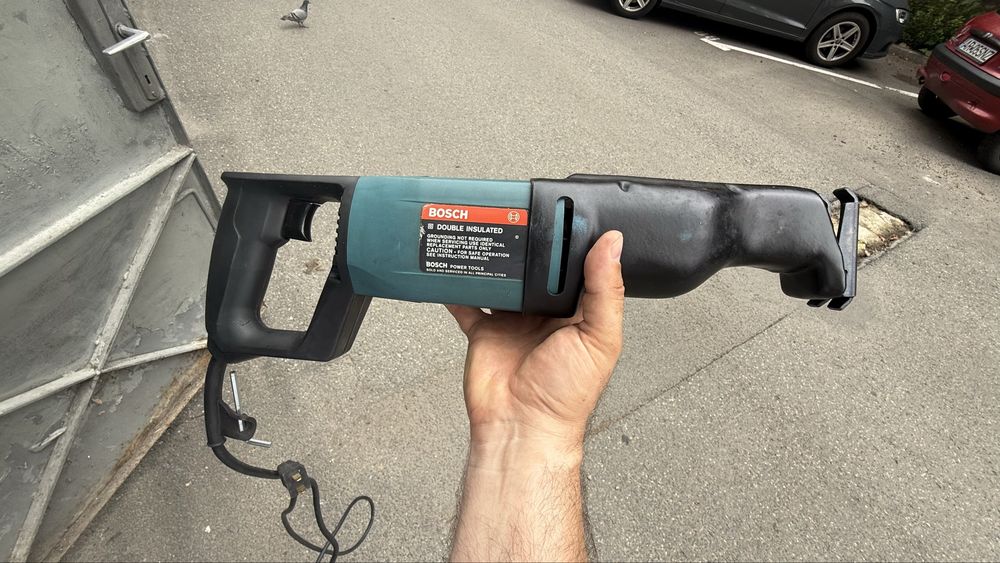 Bosch 1631 Fierăstrău sabie profesional USA + cutie metalică originală