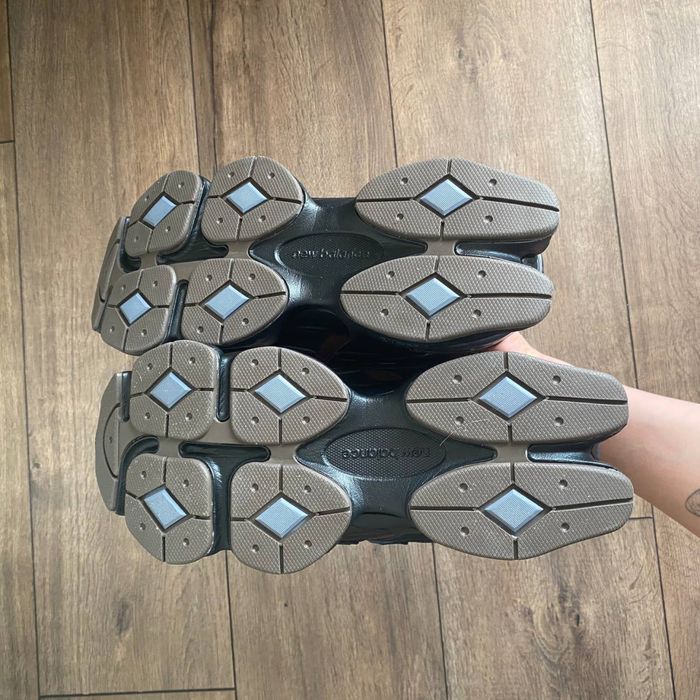 New Balance 9060 Oak - 40/41/42/43/45