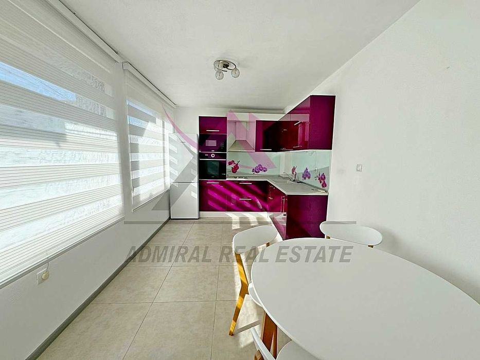 Дава се под наем Тристаен апартамент в Варна, Лятно кино Тракия - 100 кв.м за 613 € - Снимка #1