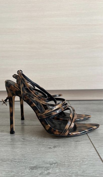 Босоножки 37 размер