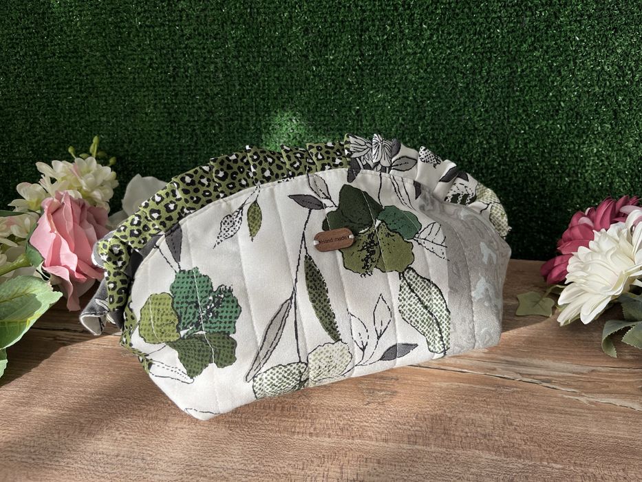 Ръчно шити несесери