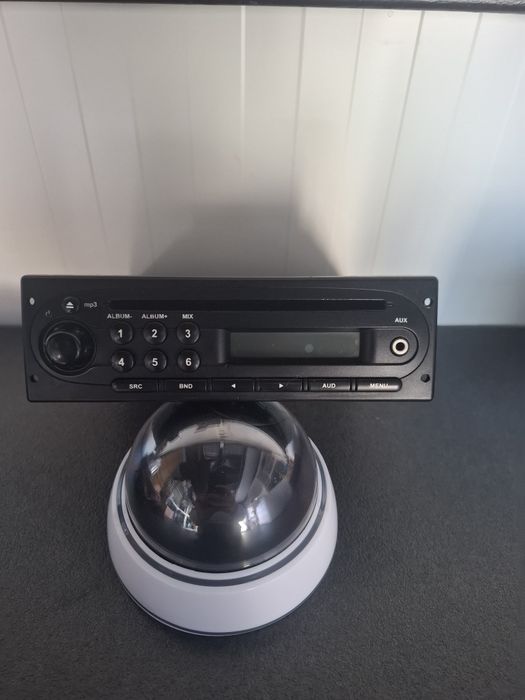 Radio CD Blaupunkt Original Dacia cu bluetooth  cu Grila