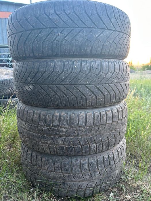 Продам шины всесезонные