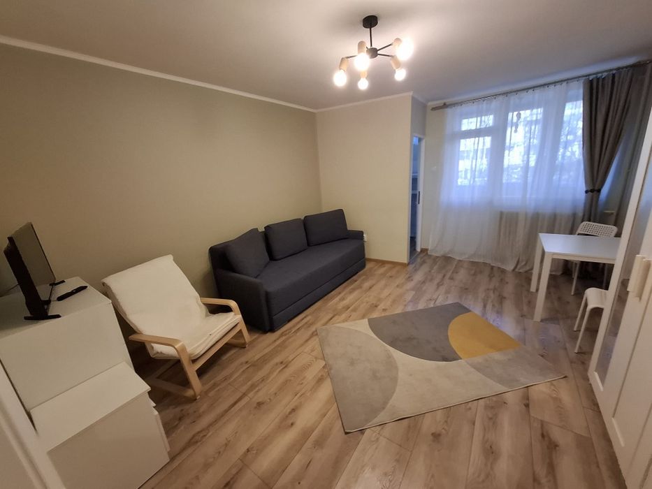 Garsoniera de închiriat