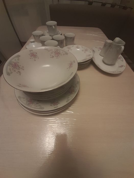 Посуда за 15 тыс.(сервиз)