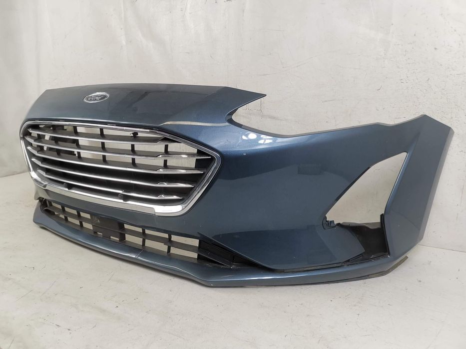 Форд Фокус / Ford Focus Преден бампер с решетка радиатор и долна решет