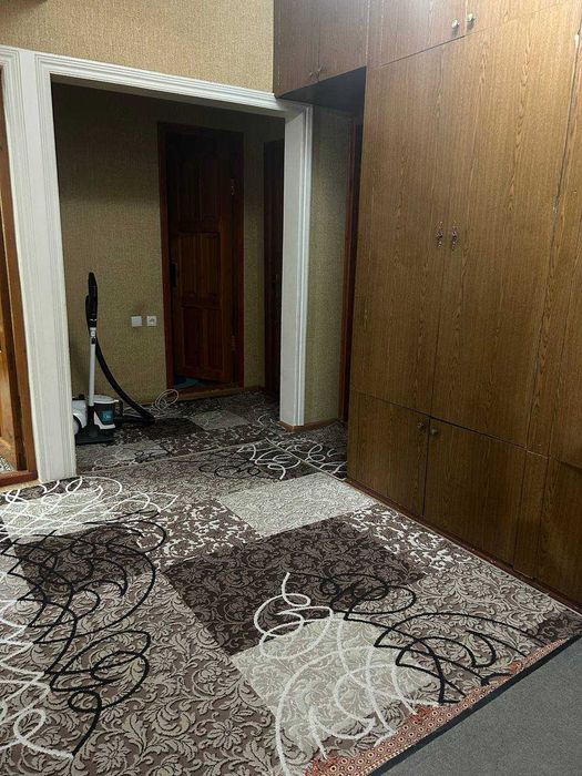 Продается 4х комнатная квартира, Район Сергели 5, 2 ой метро, 0837
