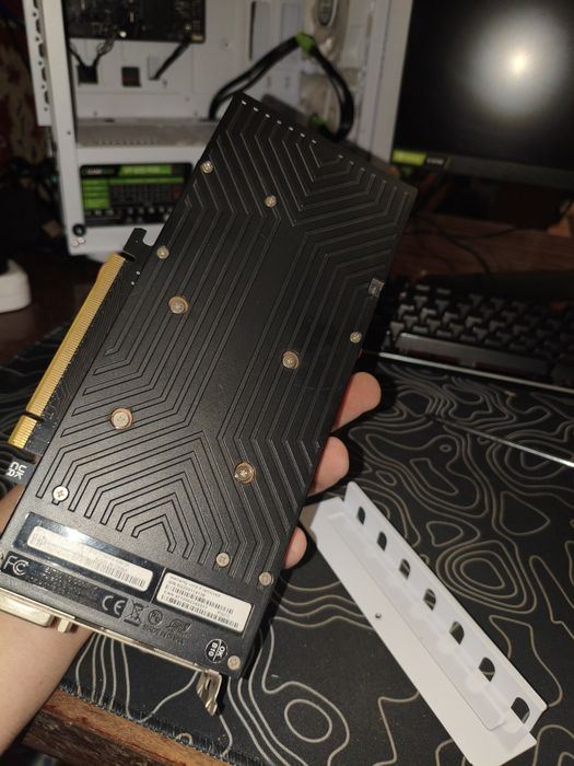 Продам видеокарту RTX 2060 SUPER 8GB