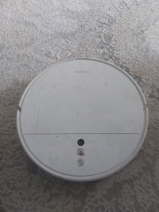 Робот пылесос продам