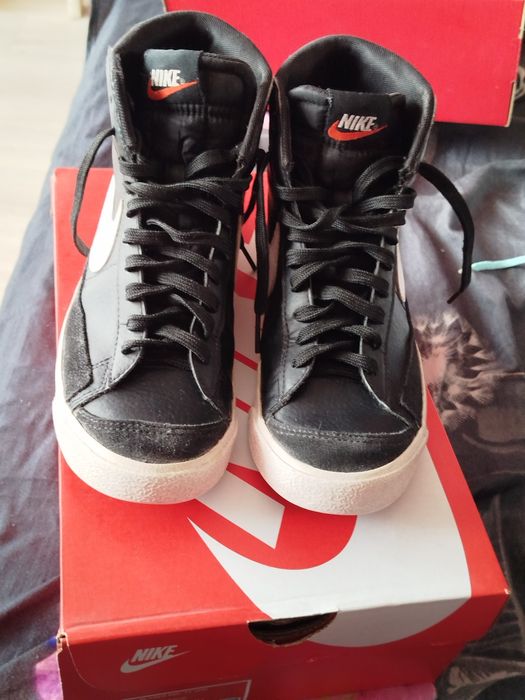 Adidași Nike blazer mid 77 mărime 39