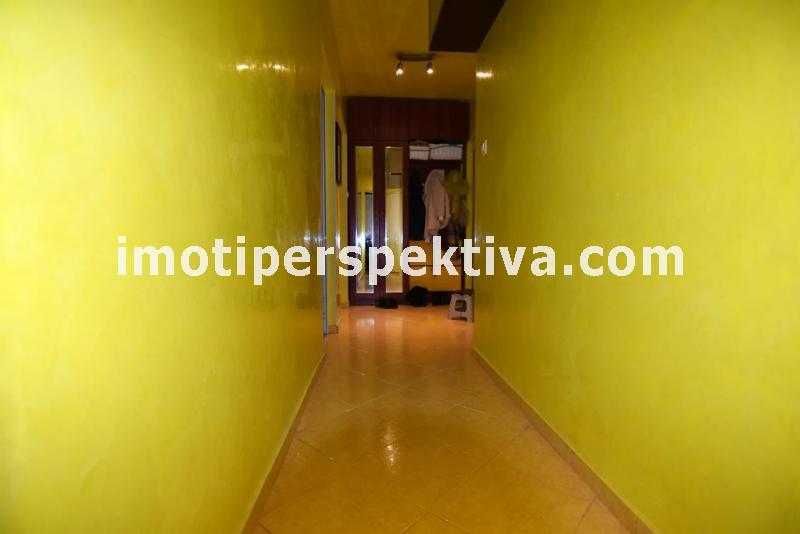 Продава се Тристаен апартамент в Пловдив, Център - 92 кв.м за 1219 €/кв.м - Снимка #13