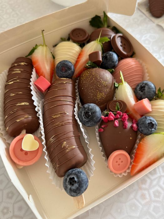 клубника в шоколаде