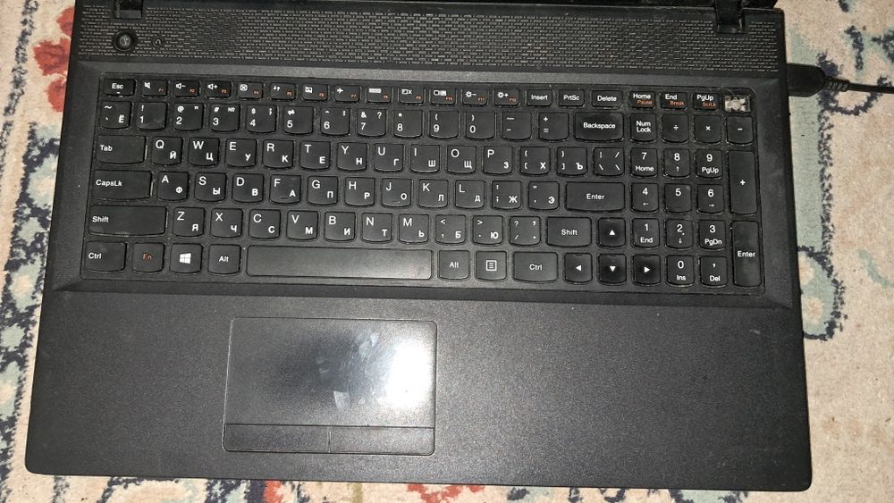 Ноутбук LENOVO Рабочий