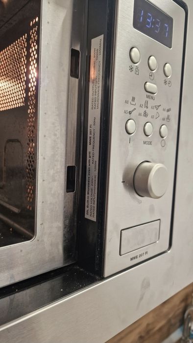 Микровълнова фурна за вграждане Teka MWE 207 FI 20L