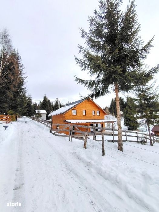 Cabana din lemn moderna, locatie de vis intre brazi – Marisel, Apuse