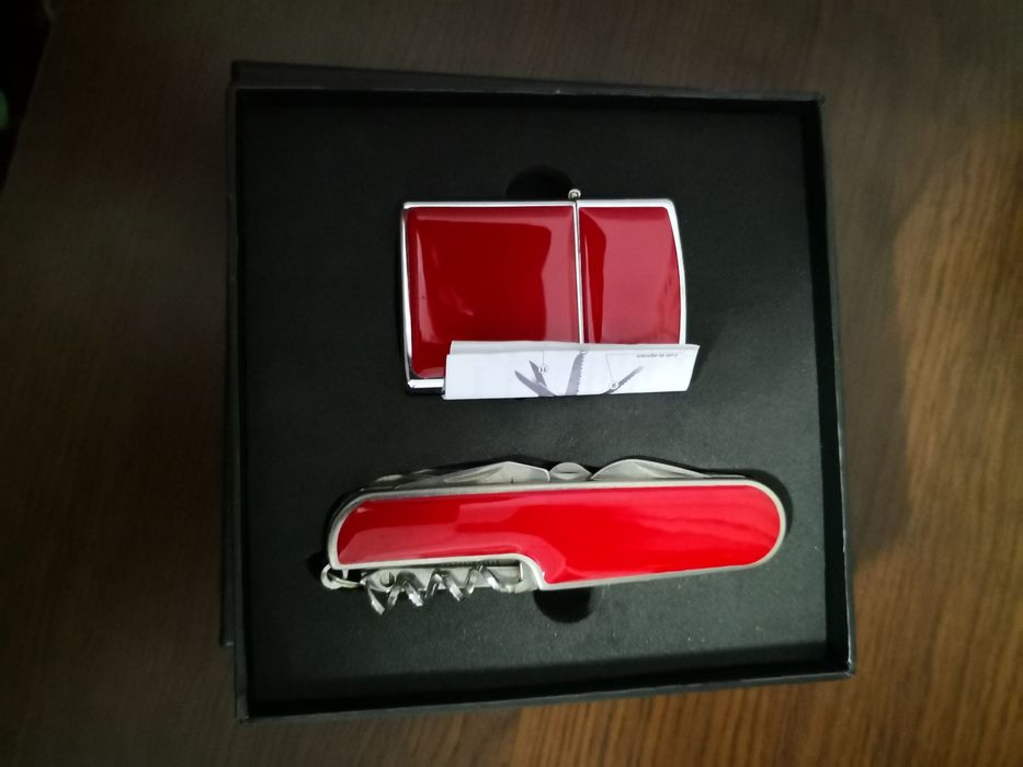 Bricheta gaz și briceag