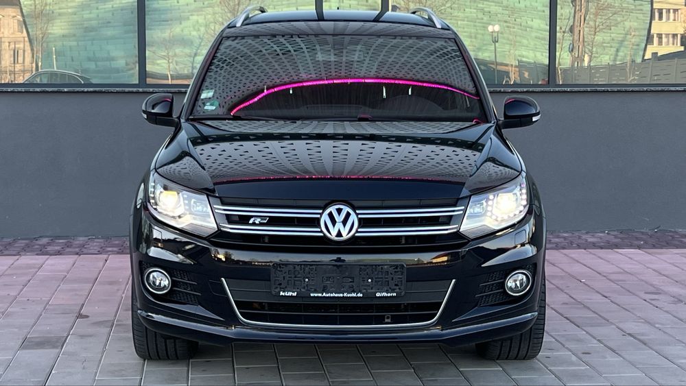 VW Tiguan R line 2.0D DSG