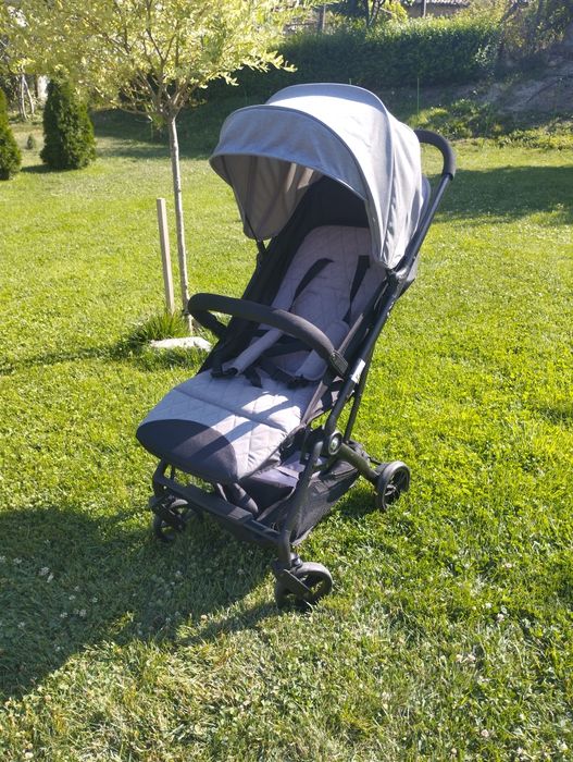 Бебешка количка - сгъваема