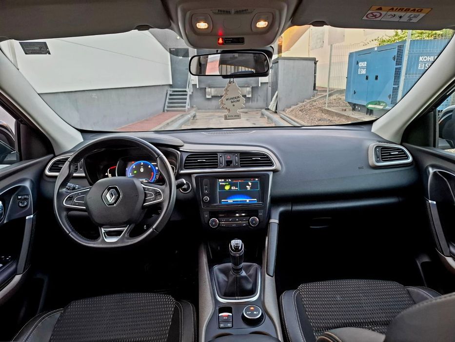 Renault Kadjar X-Mod 2016
Motorizare 1.6 dCi 130 cp EURO 6
An fabricatie 26-11-2015
Cutie manuala 6+1
Tractiune fata
173.323 km reali si verificabil