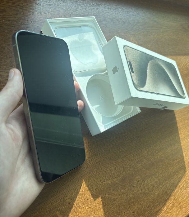 Iphone 15 pro max 256gb 85%