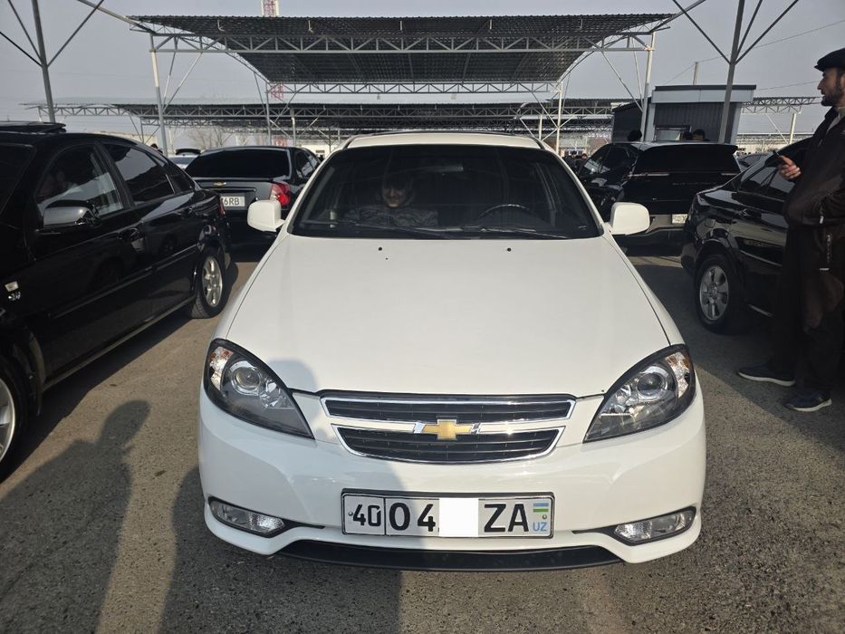 Жентра 2019 й автомат каробка  олди капот ва унг канот краска сепилган