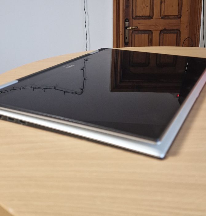 Laptop / workstation 2in1, 4K cu touchscreen Dell Precision 5530 2