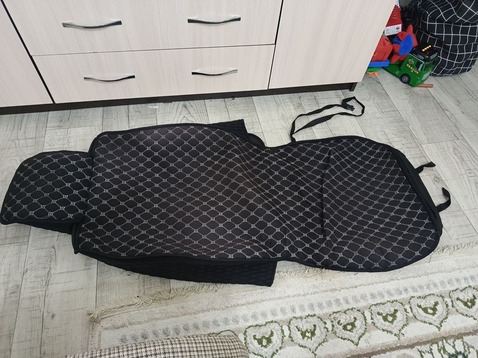 Чехлы универсал комплект