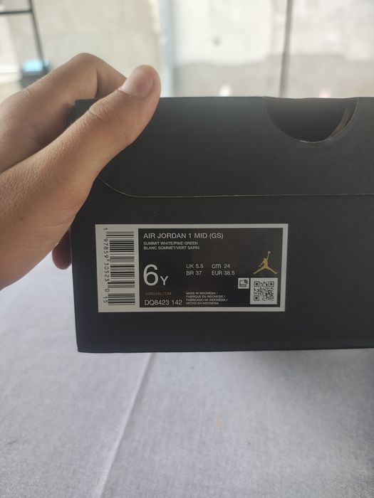 Jordan 1 mid verde și gri