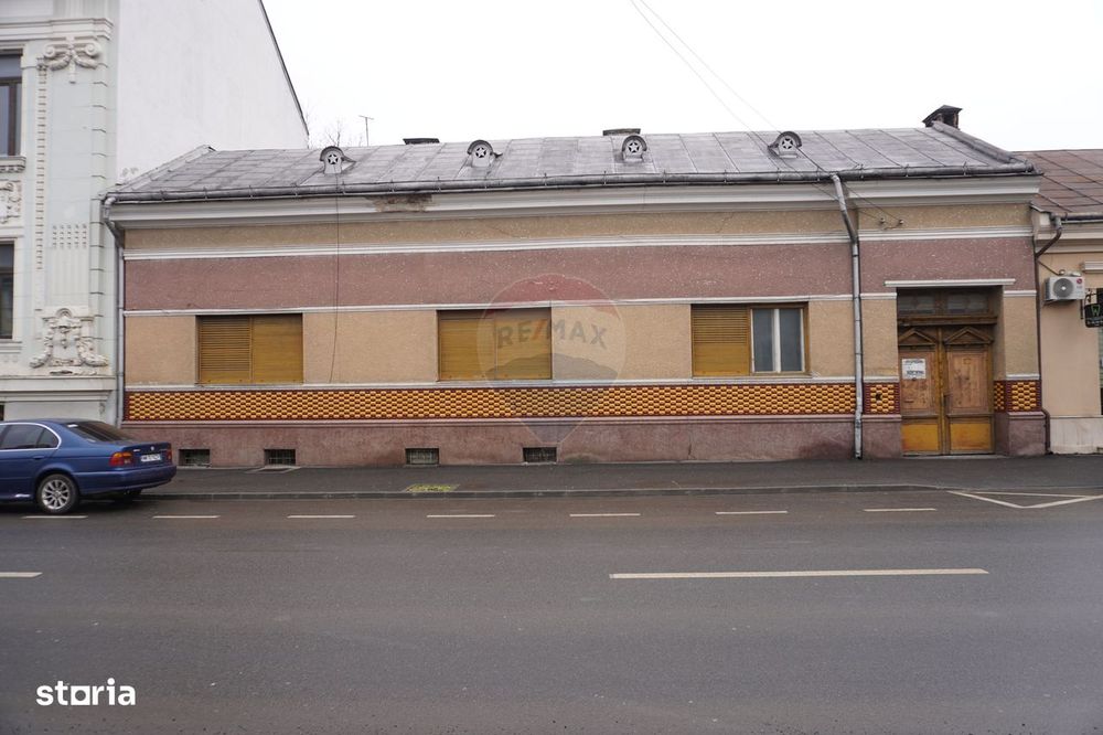 Casă / Vilă cu 5 camere de vânzare