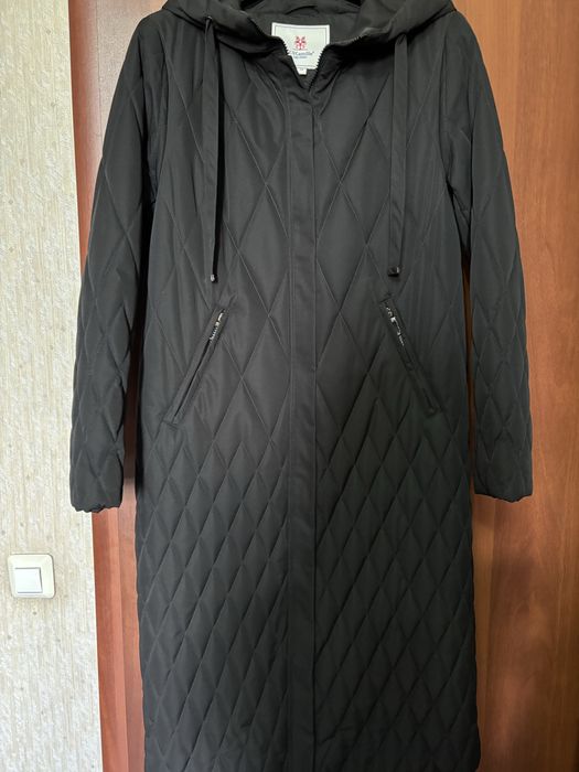 Продаем женскую куртку