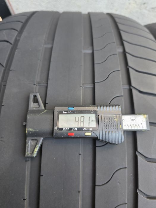 Vand două anvelope de vara Bridgestone  275 40 19 dot 4524