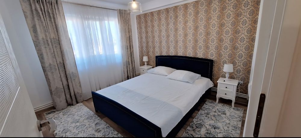 Se vinde - Apartament 3 camere