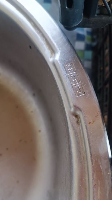 Иноксова кухненска мивка