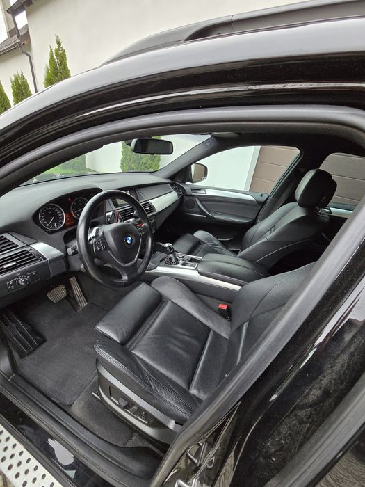 BMW X6, x drive 40d , 306 cp