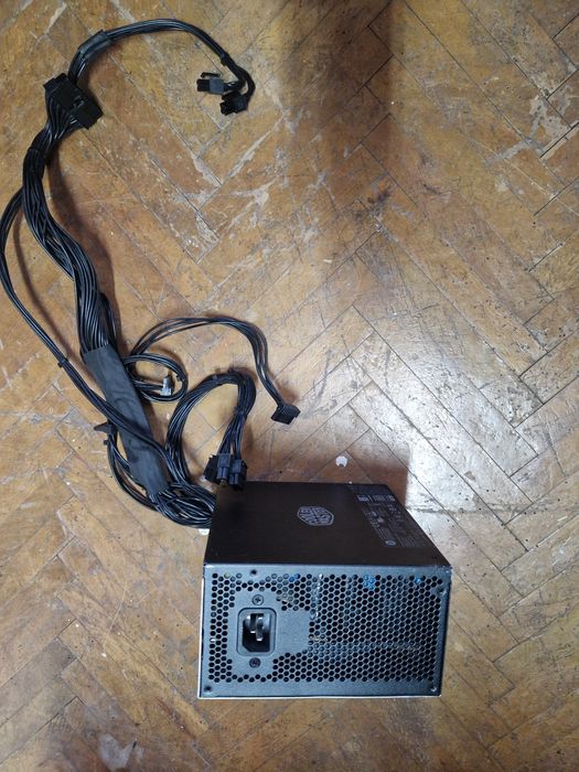 vand sursa Hp cooler master 800 w Defecta !