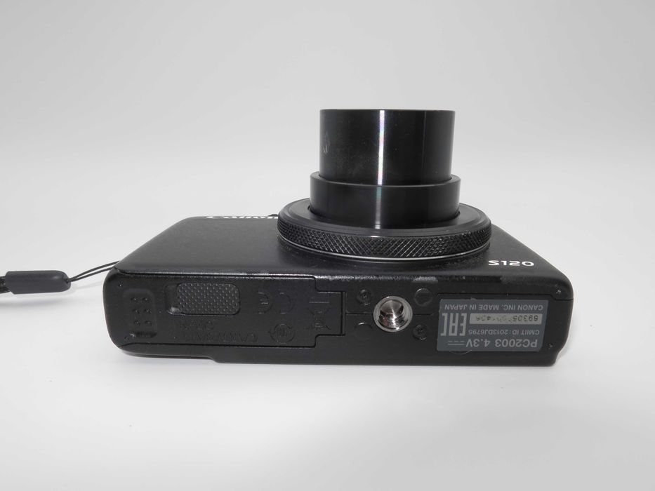 Canon PowerShot S120 ултра компактен полупрофесионален цифров фотоапарат, дигитална камера, тъч скринм, WI-FI,  RAW формат, Full-HD видео - ОТЛИЧЕН!