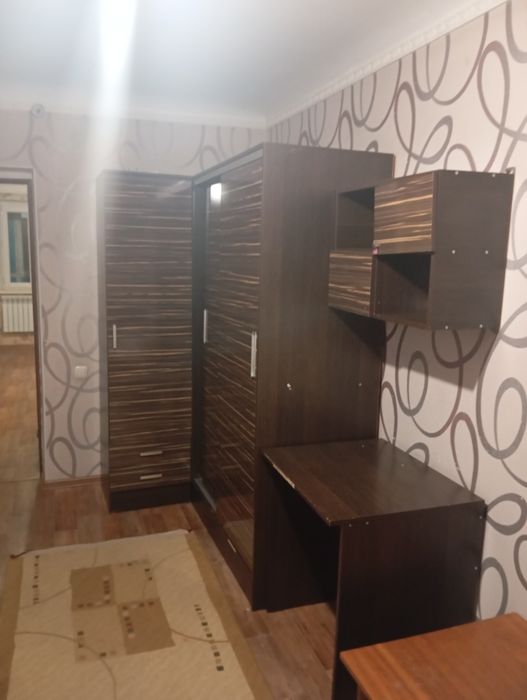 Срочно продам шифонер