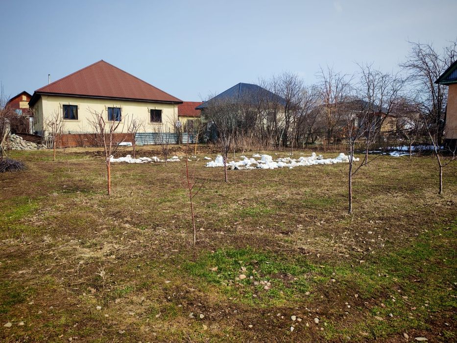 Жер сатылады.Земля продается.