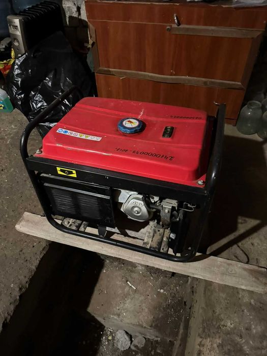 Генератор, Генератор