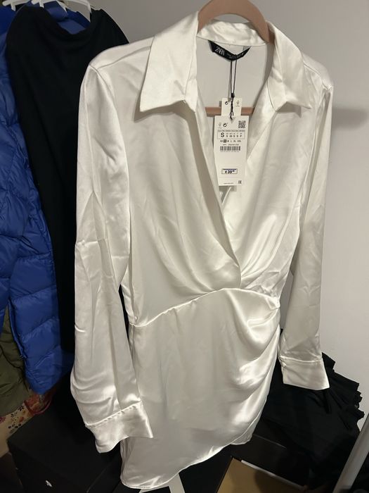 Zara rochie satin albă nouă cu etichetă