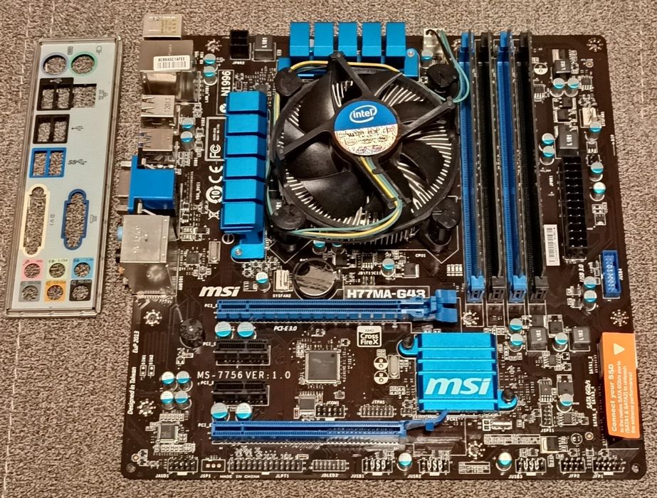 Комплект мат. плата LGA 1155 + процессор i3 3220 + DDR3 8 Gb