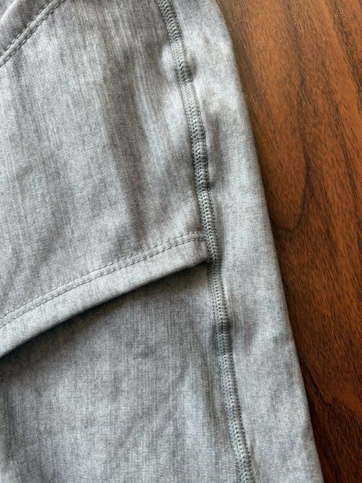 Cagulă Nike Pro Hyperwarm Hood – Gri – Mărime Universală