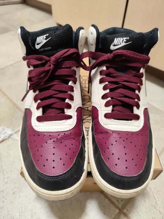 Високи кожени кецове Nike court vision mid nn