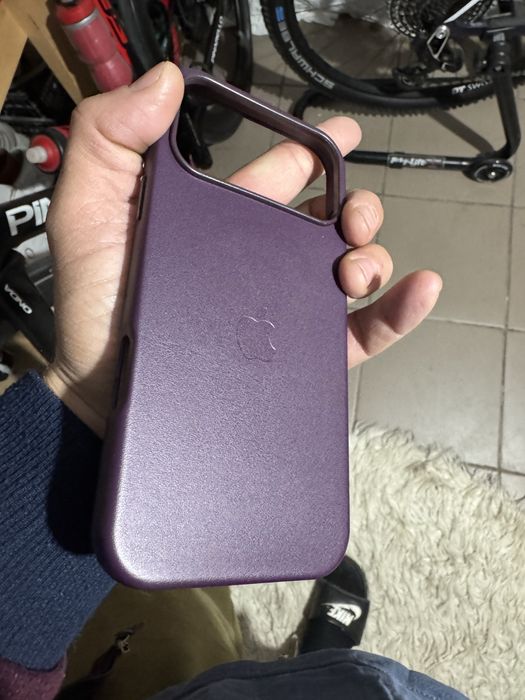 Huse din Piele Iphone 17 pro/ 17pro Max/ 17 -Magsafe