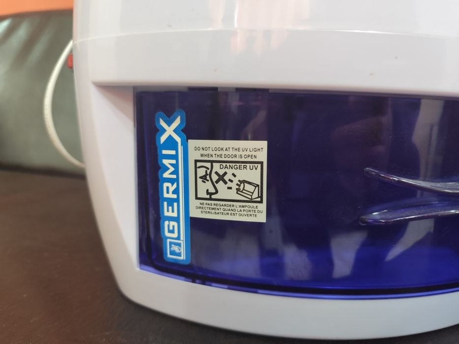 Sterilizator frizerie