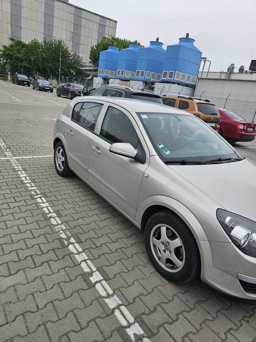 Vând Opel Astra h