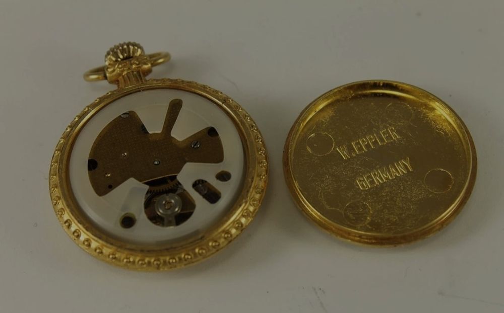 Дамски джобен часовник Anker 100